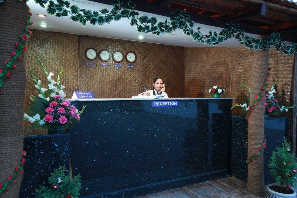 Hotel Lucky Star كُلفا المظهر الخارجي الصورة