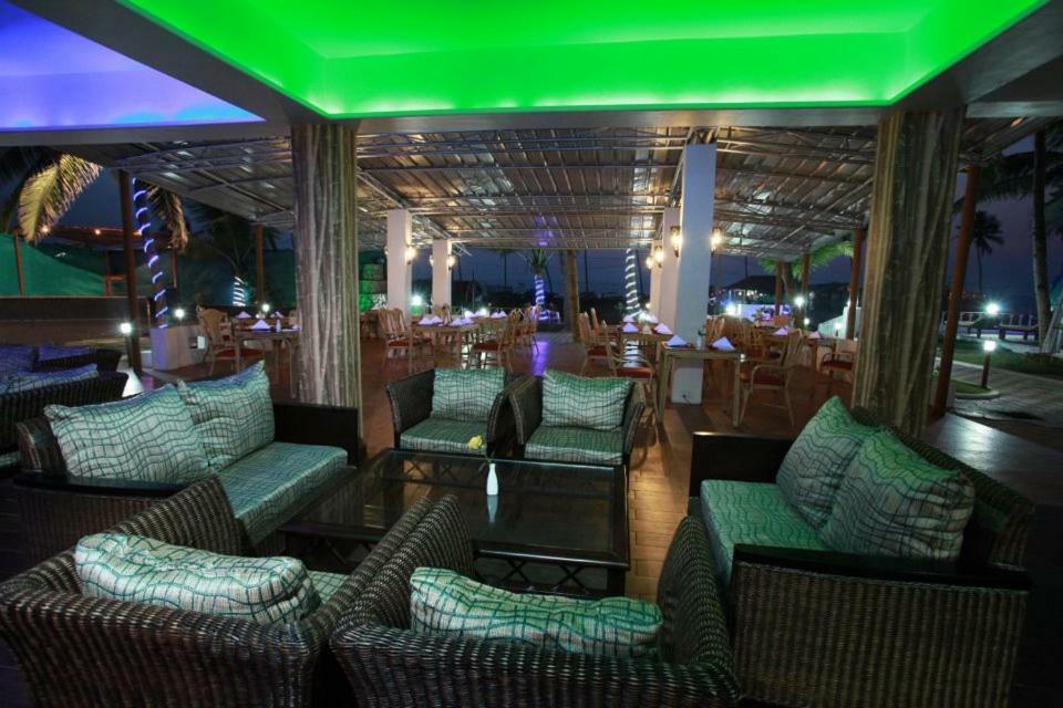 Hotel Lucky Star كُلفا المظهر الخارجي الصورة